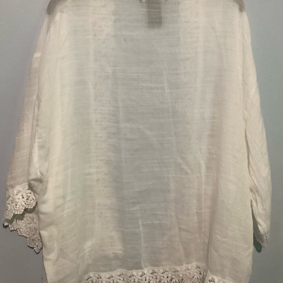 Laundry by Shelli Segal Los Angeles Women’s one size Crochet Trimmed Kimono - Picture 4 of 5